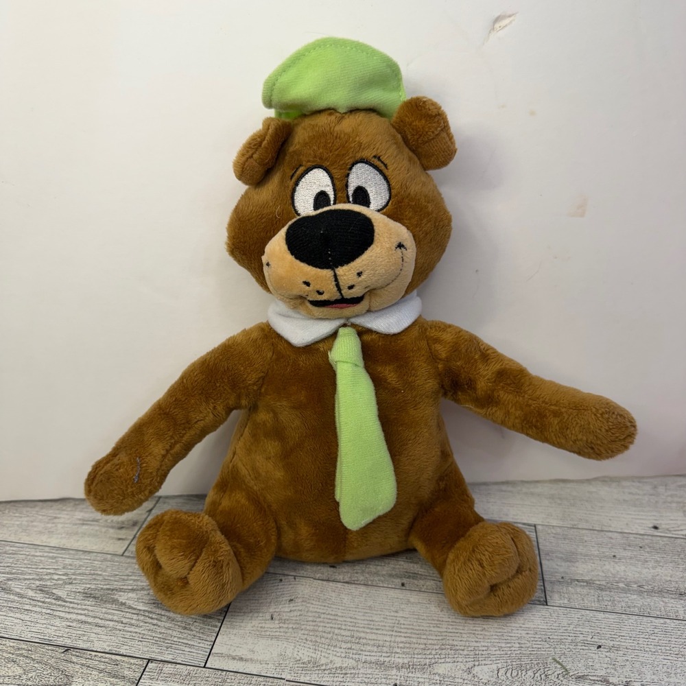 Yogi Bear Plush Stuffed Animal Hanna-Barbera Brown Green Hat Tie 9.5 inch